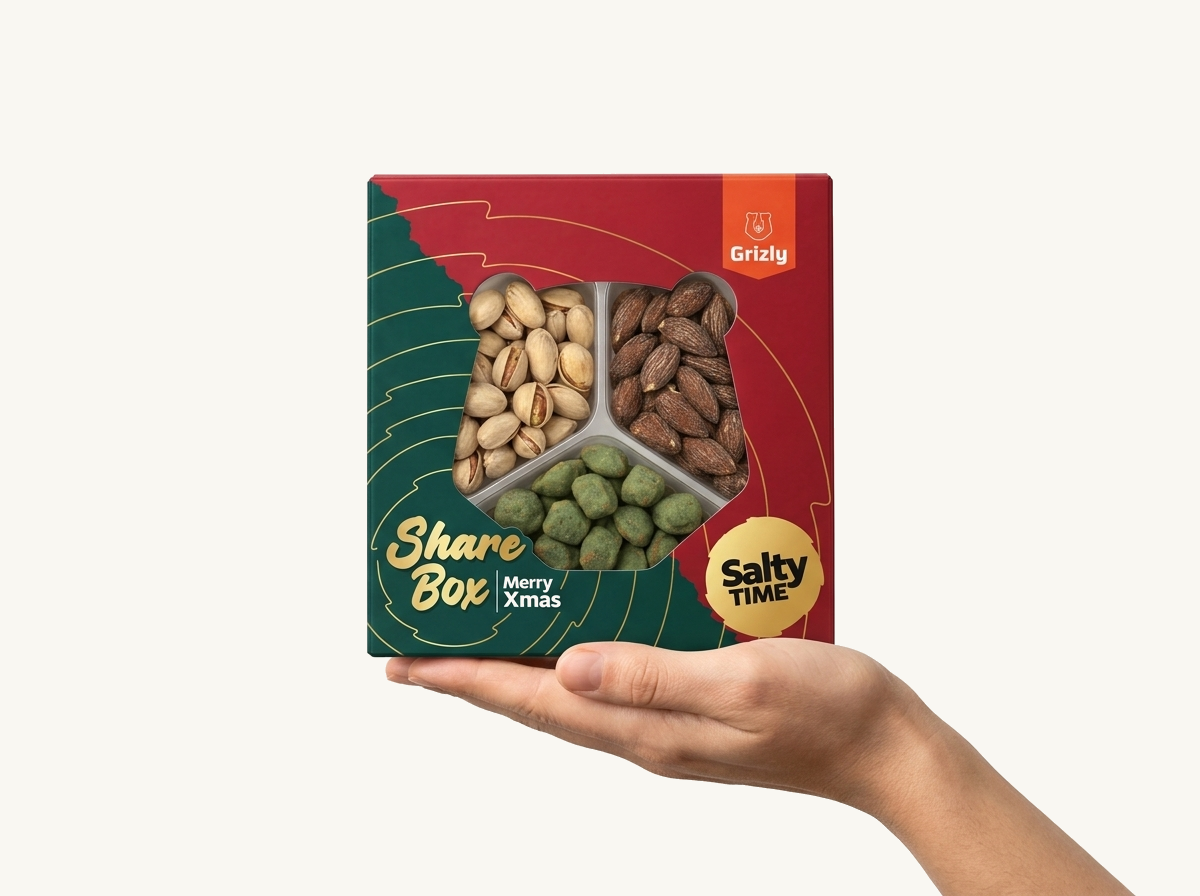 salzige Share Box in der Hand
