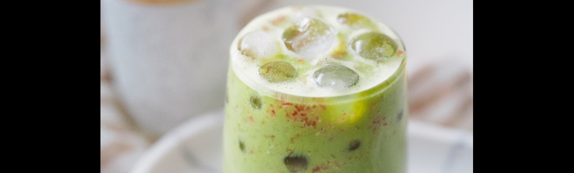 Matcha Latte – Was geht da eigentlich ab? Und wie mixen Sie sich den Trenddrink easy daheim?