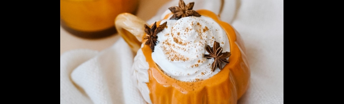 Pumpkin spice latte: Herbstdrink, der in der Tasse und auf Instagram glänzt