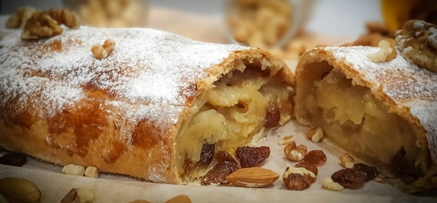 Apfelstrudel wie bei Oma – Rezept, Teig und Backen Schritt für Schritt