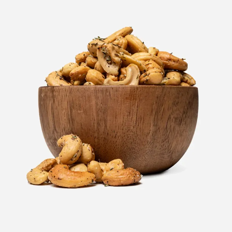 Cashewkerne frittiert mit Kräutern