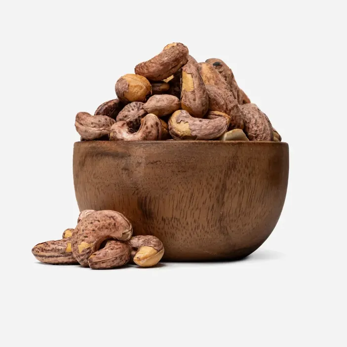 Cashewkerne mit Haut, geröstet & gesalzen A180