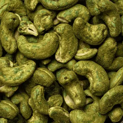Cashews mit Matcha und Ingwer
