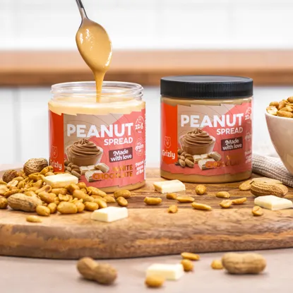 Erdnusscreme mit weißer Schokolade