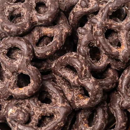 Glutenfreie Brezeln in Zartbitterschokolade