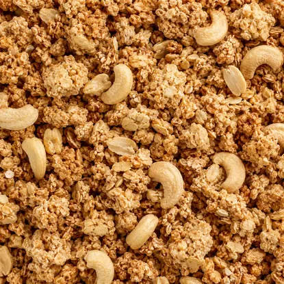 Granola mit Protein und Cashewkernen