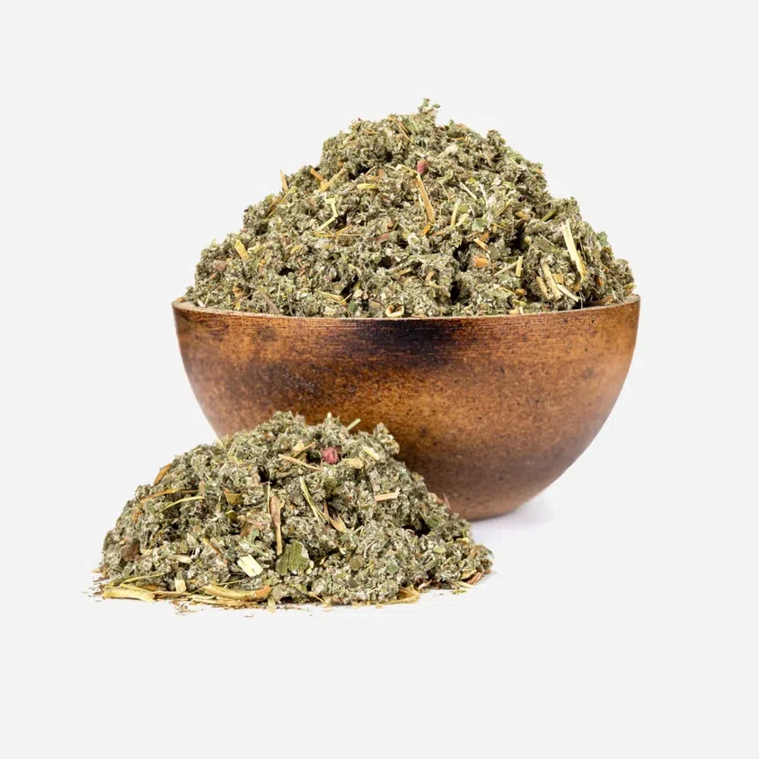 Himbeerblätter geschnitten