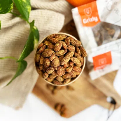 Mandeln mit Senf geröstet & gesalzen