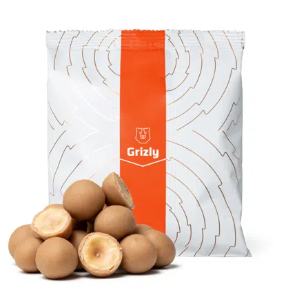 Skinny Dipped Hazelnuts in salted caramel